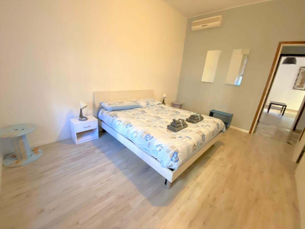 Casa Manolo Corsico Navigli Suite Apartment Milan ภายนอก รูปภาพ