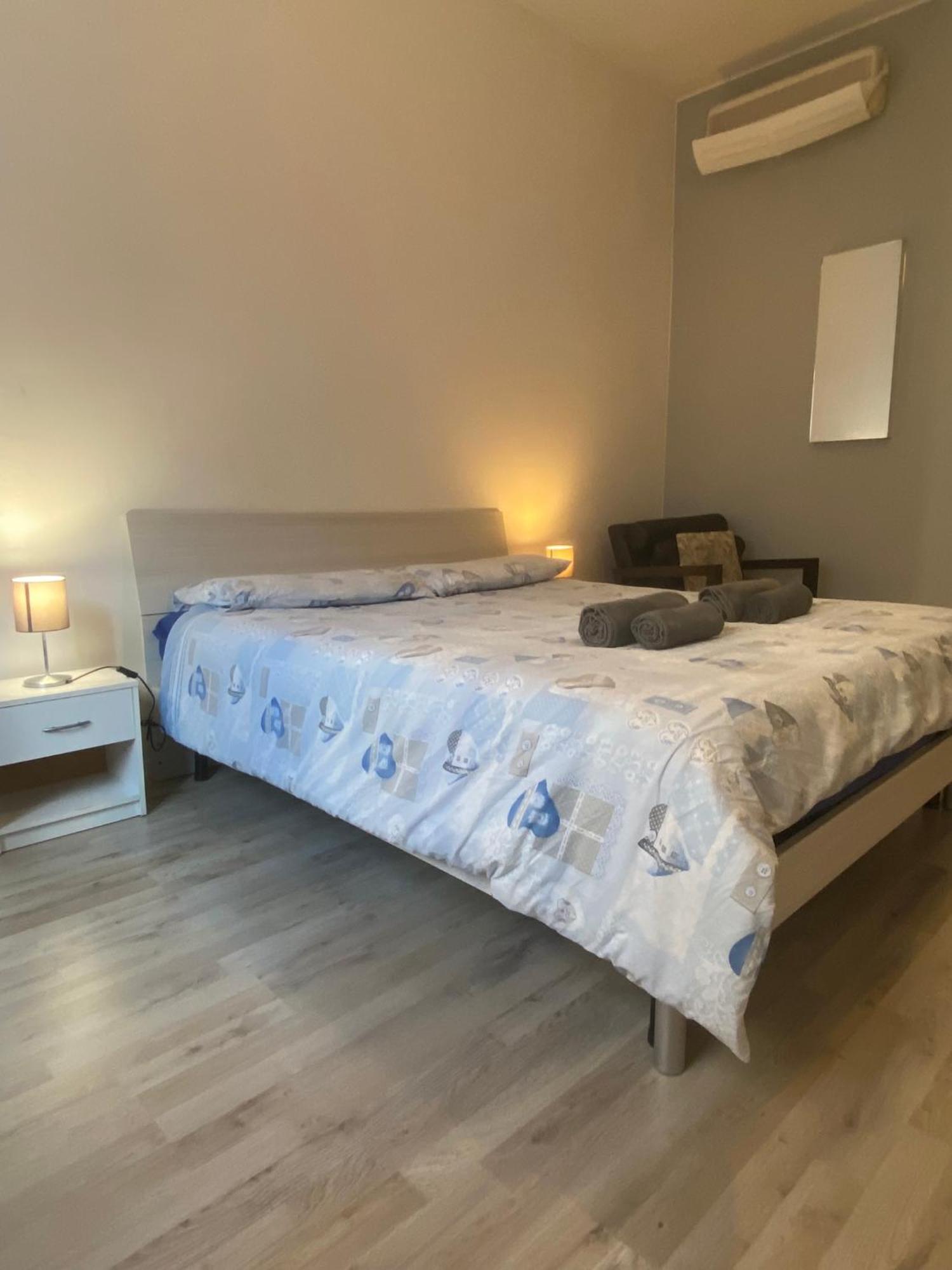 Casa Manolo Corsico Navigli Suite Apartment Milan ภายนอก รูปภาพ